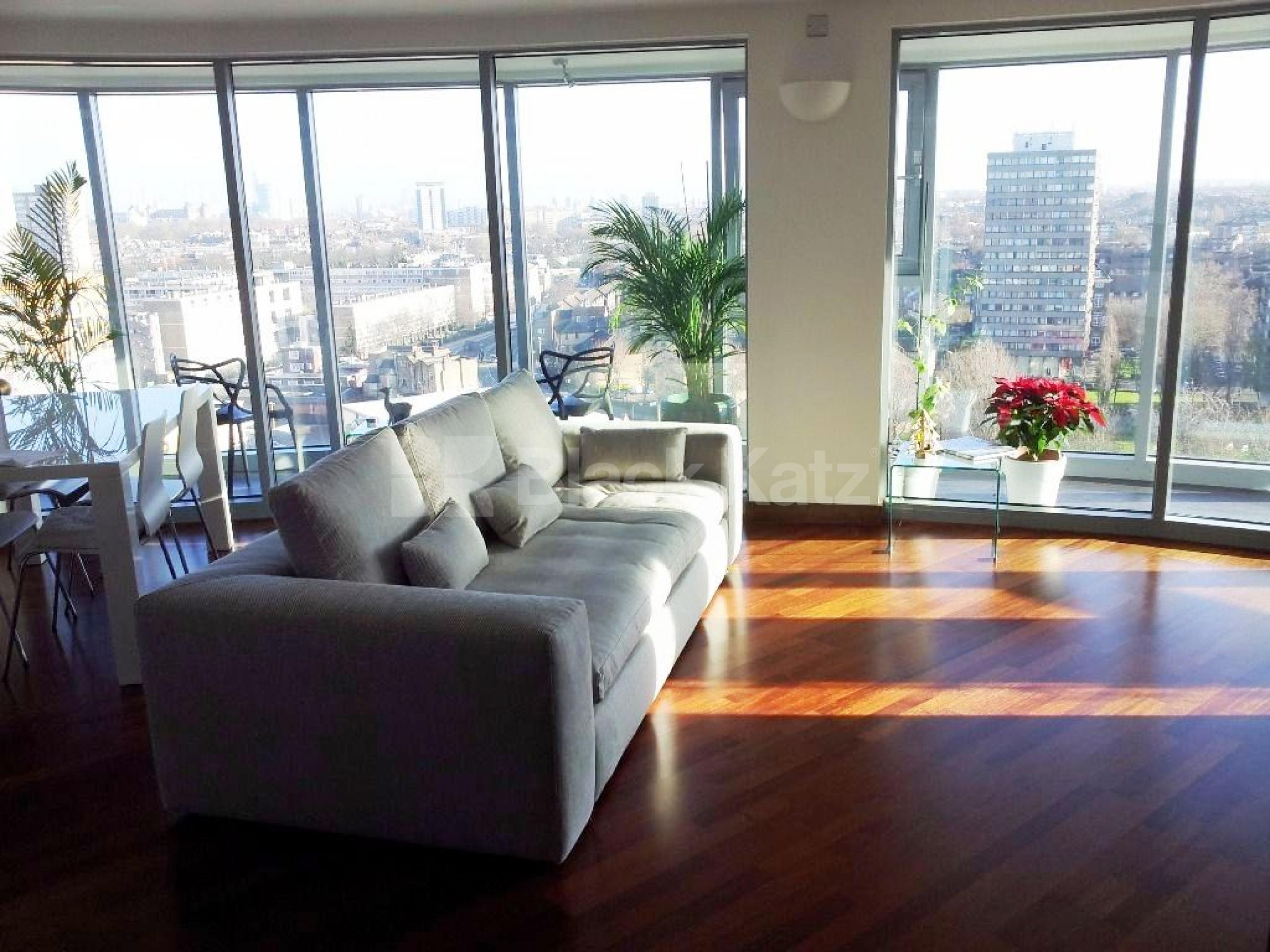 			NEW INSTRUCTION, 2 Bedroom, 1 bath, 1 reception Apartment			 Altura Tower Bridges Court , Battersea/Clapham Junction SW11